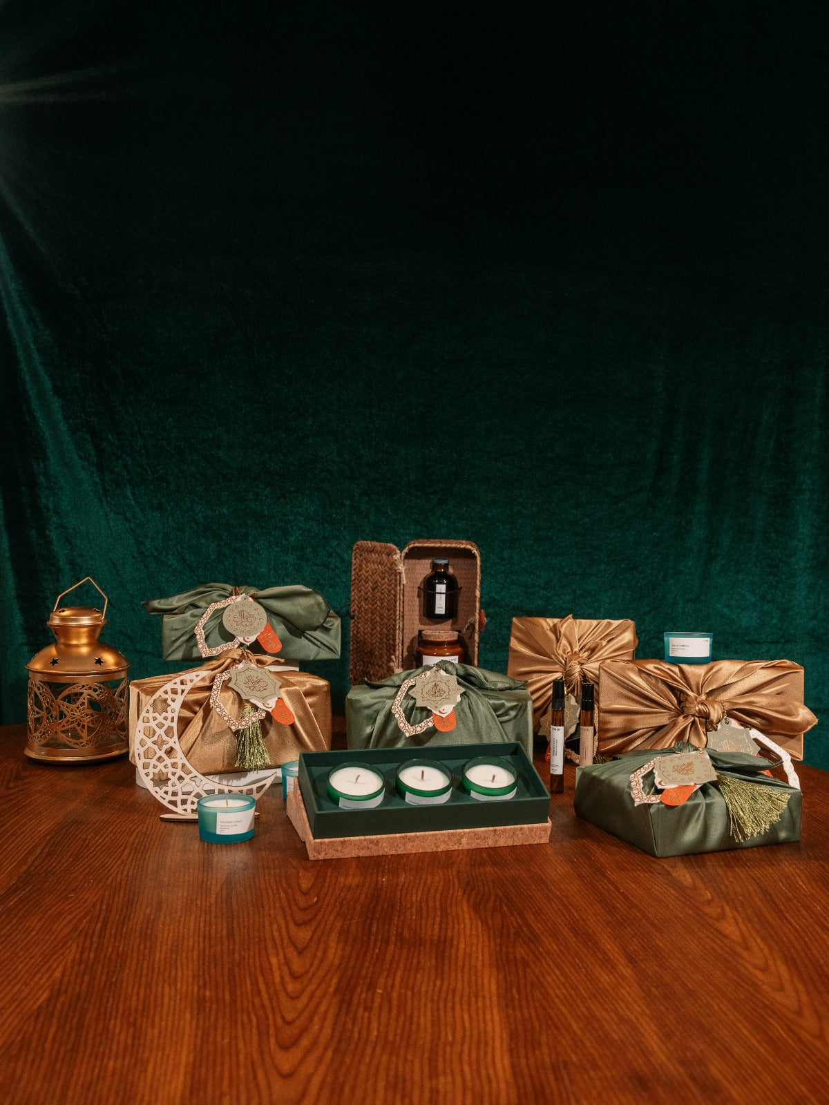 Raya Hampers